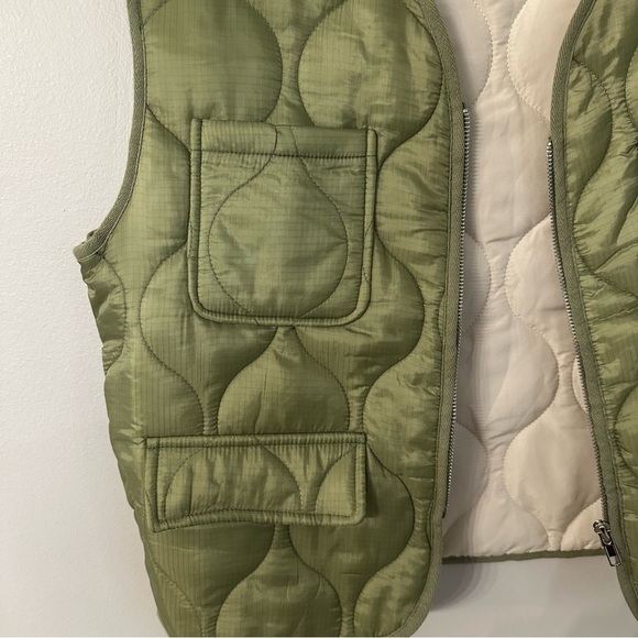 Talulah Women’s All Seasons Olive Quilted Zip Up Sleeveless Vest Size M GUC - Picture 3 of 9
